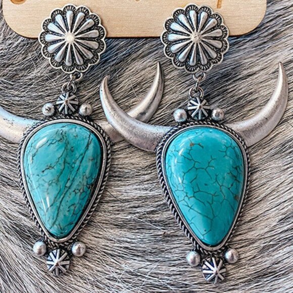 Turquoise Bull Head Earrings - Picture 1 of 3